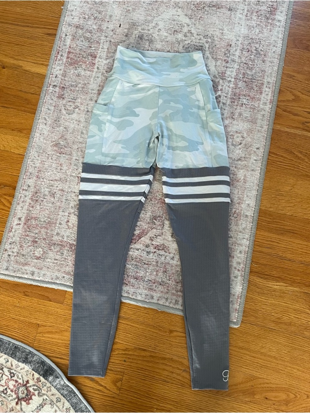 Bombshell sportswear women camo and grey workout leggings